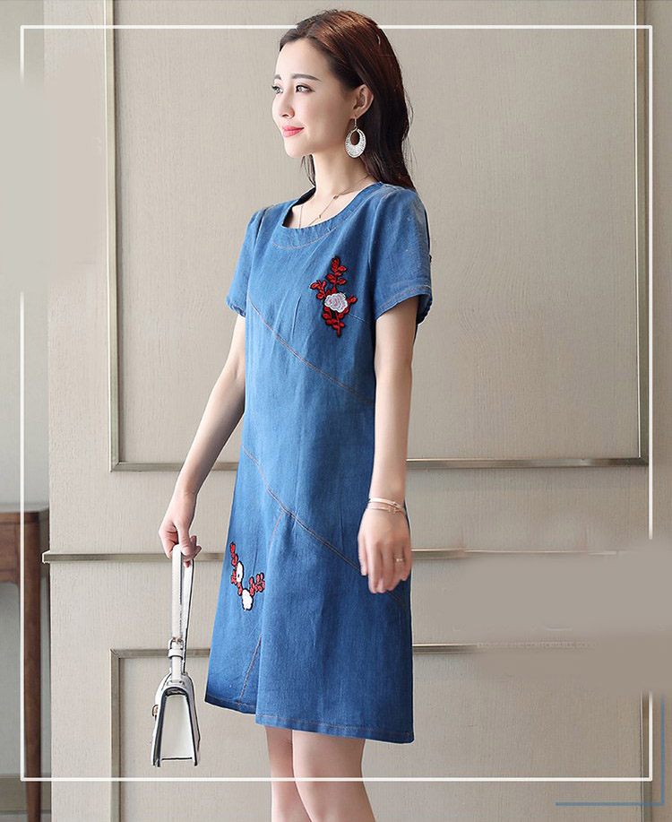 ĐÀM JEAN SUÔNG CỔ TRÒN THÊU HOA